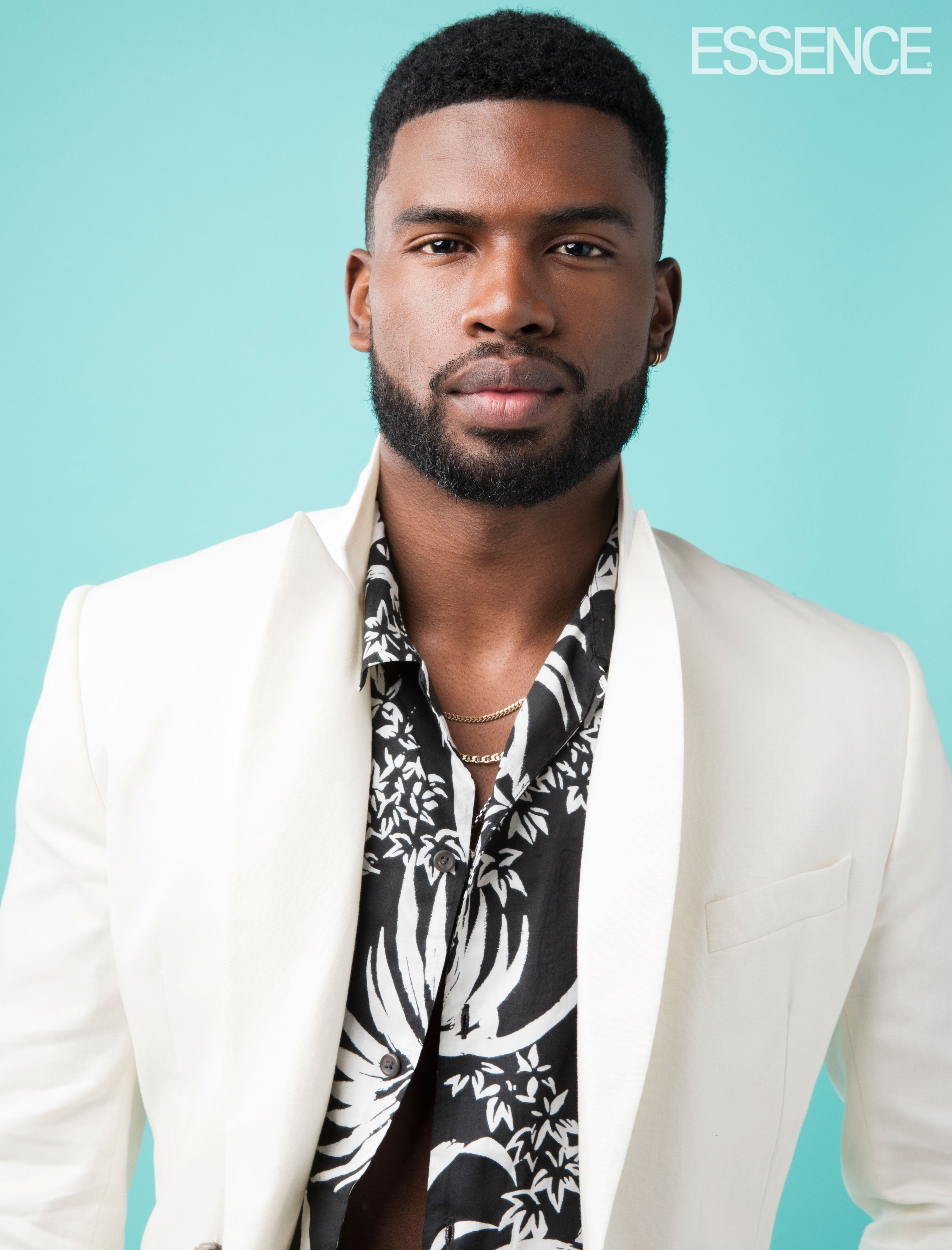 'Insecure' Actor Broderick Hunter Keeps His Cool In Hawaiian Prints
